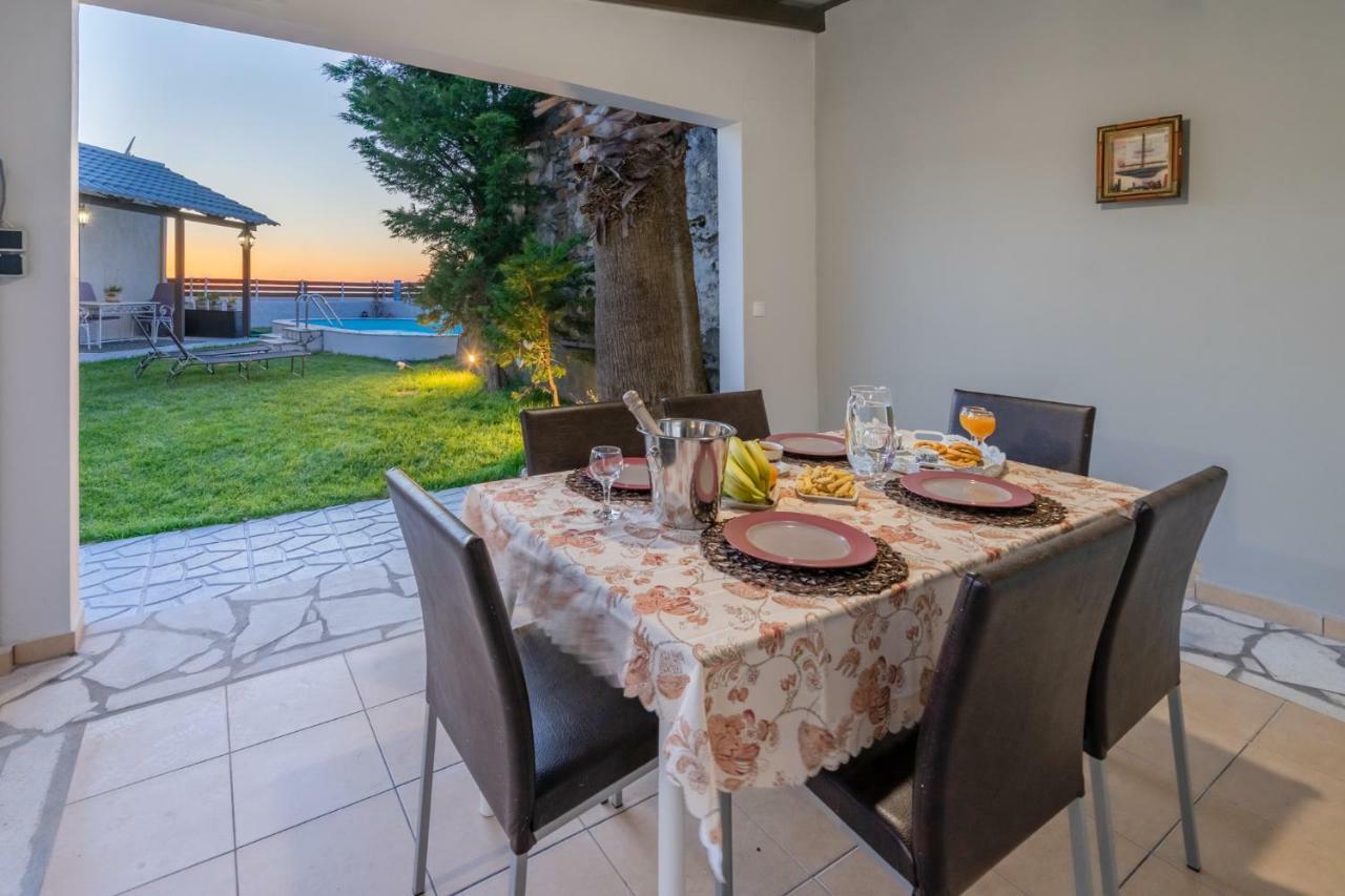 Fontana Luxury Villa Salakos With Pool Near Beach Exterior foto